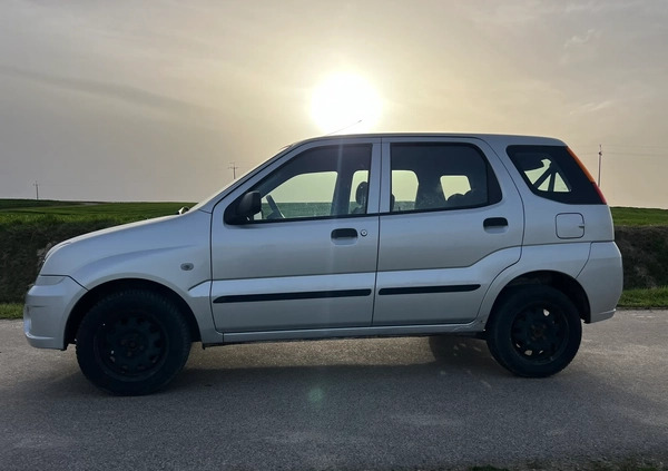 Subaru Justy cena 12900 przebieg: 156000, rok produkcji 2004 z Jarosław małe 301